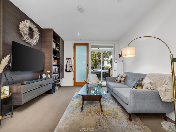 Photo 3 at 3177 Quebec Street, Mount Pleasant VE, Vancouver East