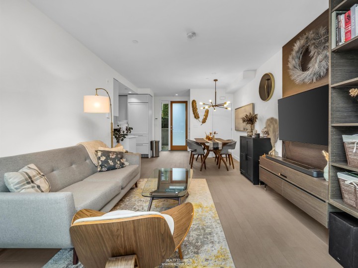 Photo 5 at 3177 Quebec Street, Mount Pleasant VE, Vancouver East