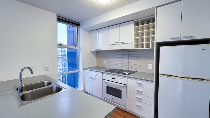 Photo 9 at 2506 - 111 W Georgia Street, Downtown VW, Vancouver West