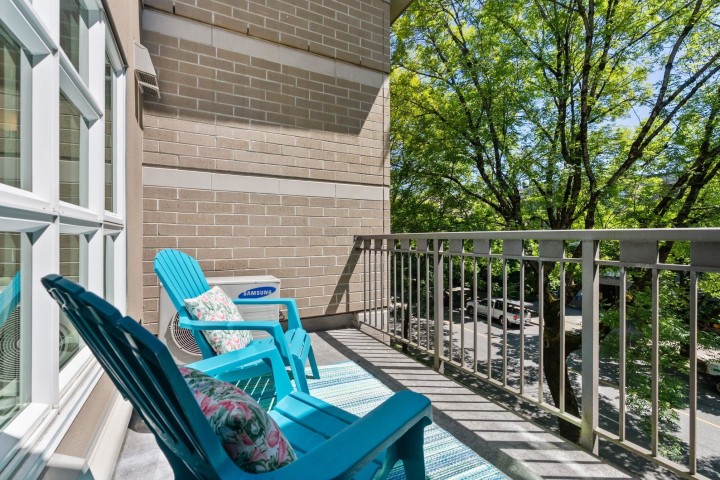 Photo 9 at 308 - 2161 W 12th Avenue, Kitsilano, Vancouver West