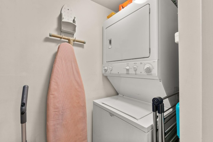 Photo 25 at 308 - 2161 W 12th Avenue, Kitsilano, Vancouver West