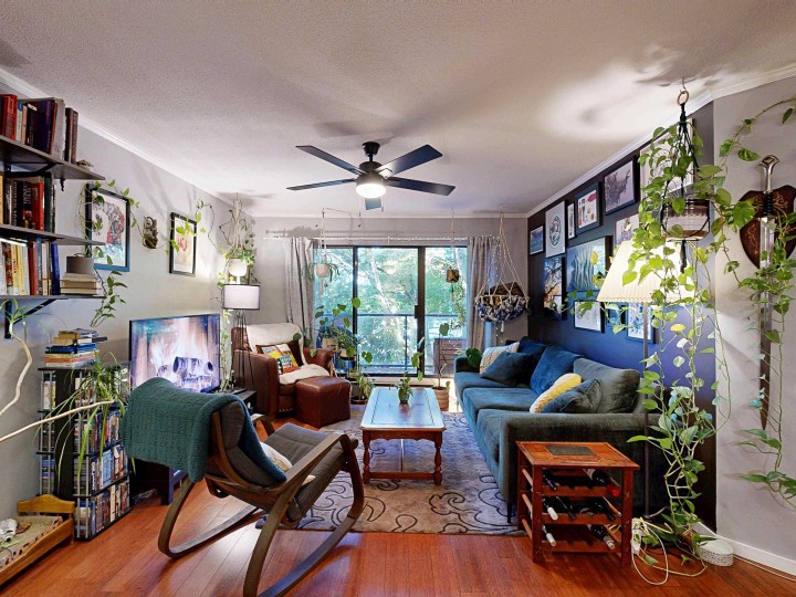 Photo 9 at 201 - 2222 Prince Edward Street, Mount Pleasant VE, Vancouver East