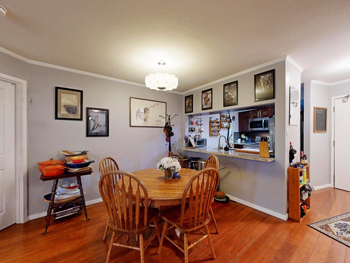 Photo 14 at 201 - 2222 Prince Edward Street, Mount Pleasant VE, Vancouver East