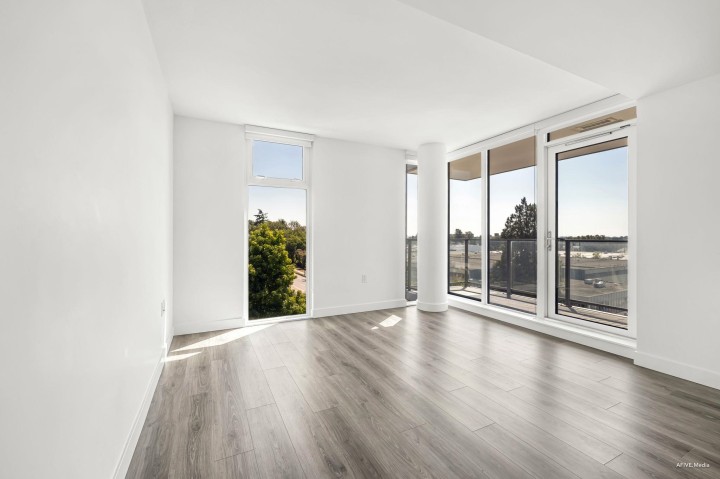 Photo 6 at 406 - 8181 Chester Street, South Vancouver, Vancouver East