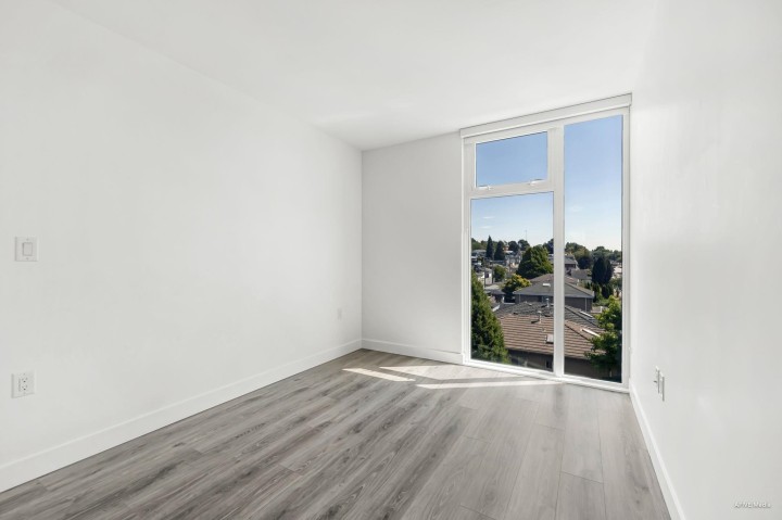 Photo 12 at 406 - 8181 Chester Street, South Vancouver, Vancouver East