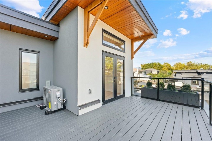 Photo 23 at 4852 Slocan Street, Collingwood VE, Vancouver East