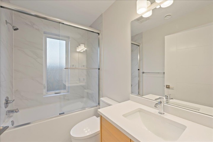 Photo 26 at 4852 Slocan Street, Collingwood VE, Vancouver East