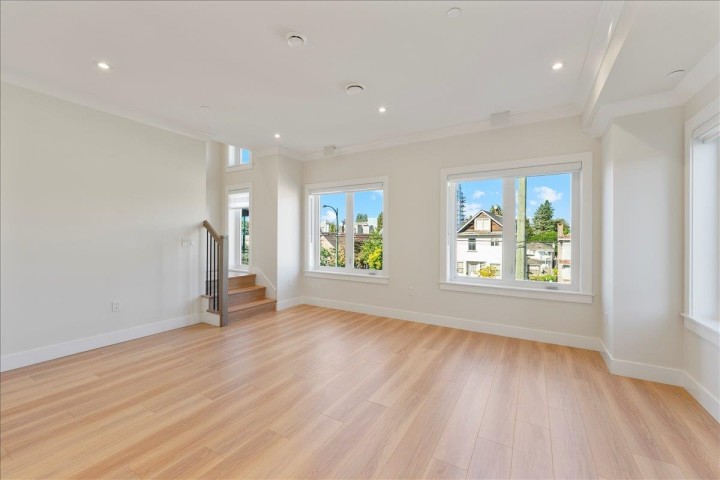 Photo 13 at 4856 Slocan Street, Collingwood VE, Vancouver East