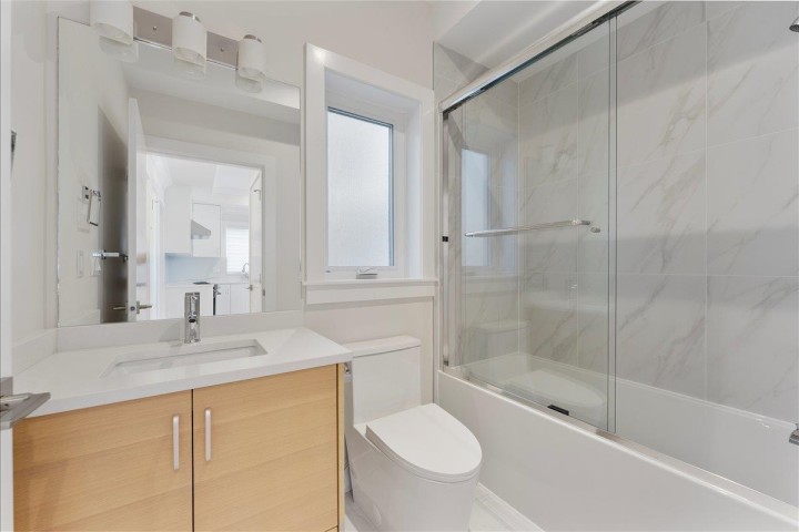 Photo 24 at 4856 Slocan Street, Collingwood VE, Vancouver East