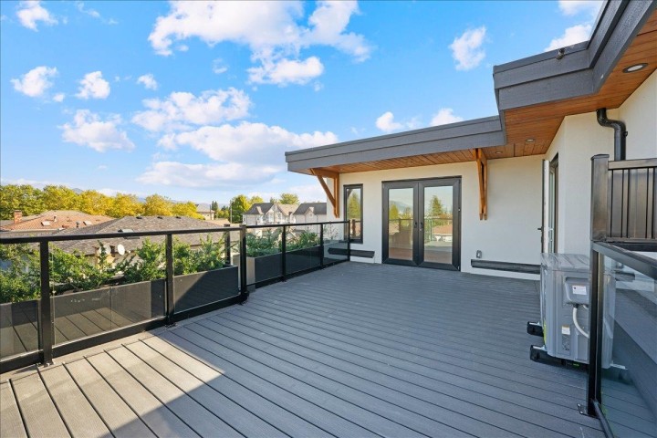 Photo 25 at 4856 Slocan Street, Collingwood VE, Vancouver East