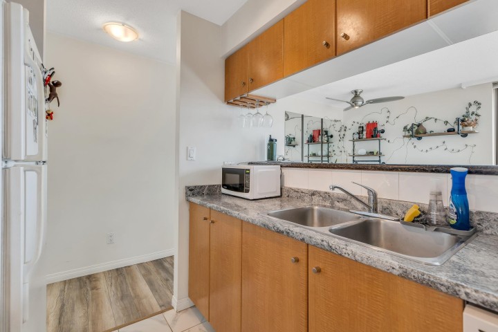 Photo 3 at 1405 - 822 Homer Street, Downtown VW, Vancouver West