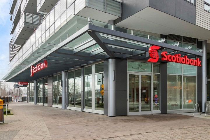 Photo 32 at 906 - 3557 Sawmill Crescent, South Marine, Vancouver East