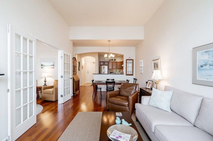 Photo 6 at 402 - 2175 Salal Drive, Kitsilano, Vancouver West