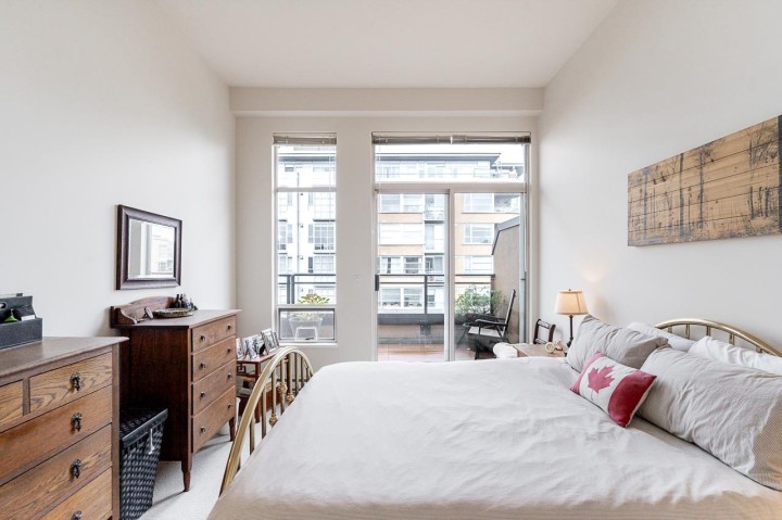 Photo 17 at 402 - 2175 Salal Drive, Kitsilano, Vancouver West