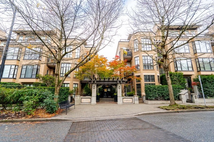 Photo 30 at 402 - 2175 Salal Drive, Kitsilano, Vancouver West