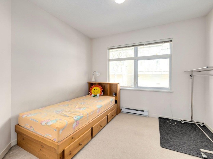 Photo 10 at 1 - 3576 Rainier Place, Champlain Heights, Vancouver East