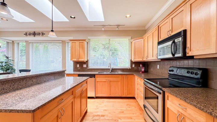 Photo 13 at 158 Stonegate Drive, Furry Creek, West Vancouver