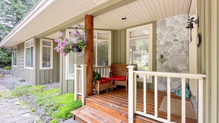 Photo 9 at 158 Stonegate Drive, Furry Creek, West Vancouver