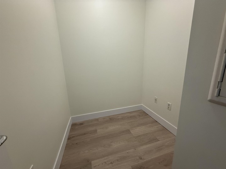 Photo 16 at 208 - 626 Alexander Street, Strathcona, Vancouver East