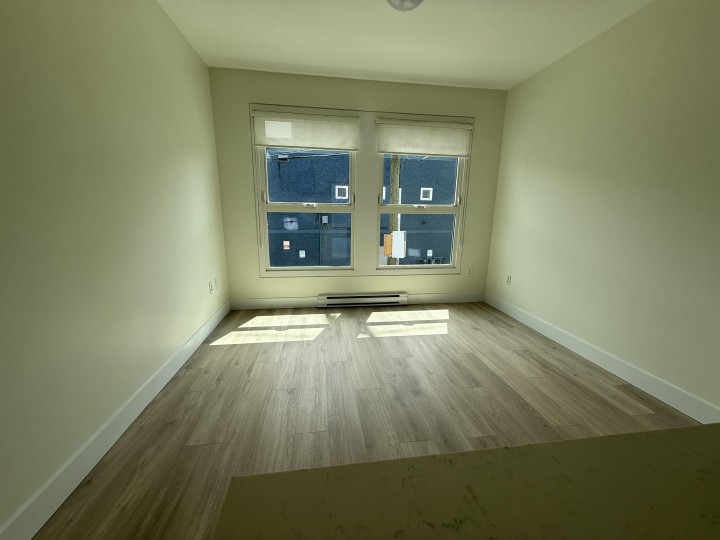 Photo 5 at 208 - 626 Alexander Street, Strathcona, Vancouver East