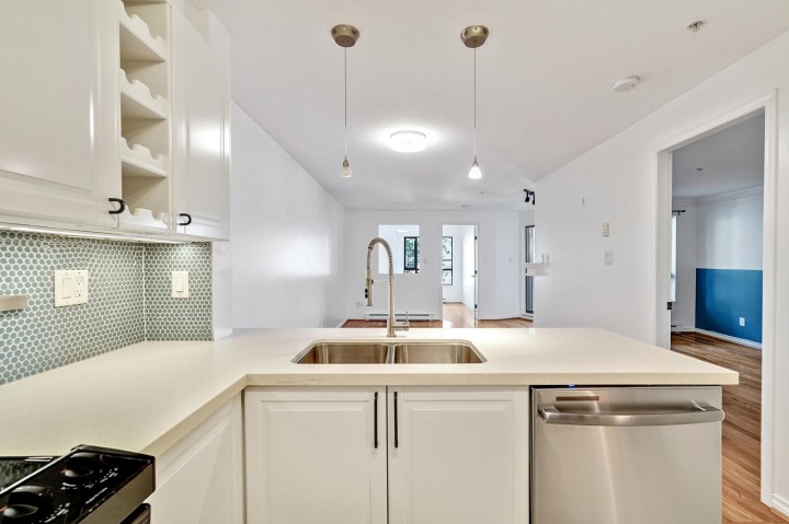 Photo 3 at 302 - 2741 E Hastings Street, Hastings Sunrise, Vancouver East