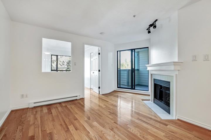 Photo 10 at 302 - 2741 E Hastings Street, Hastings Sunrise, Vancouver East