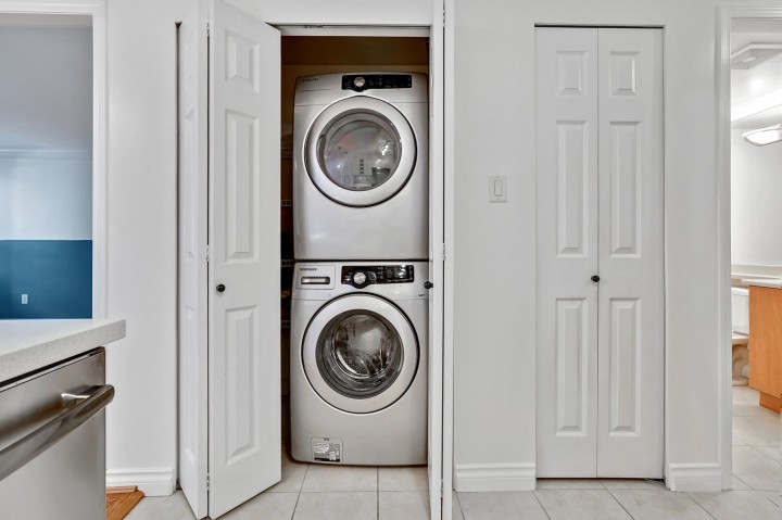 Photo 11 at 302 - 2741 E Hastings Street, Hastings Sunrise, Vancouver East