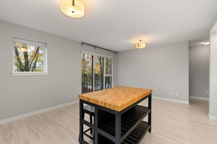 Photo 12 at 207 - 111 E 3rd Street, Lower Lonsdale, North Vancouver