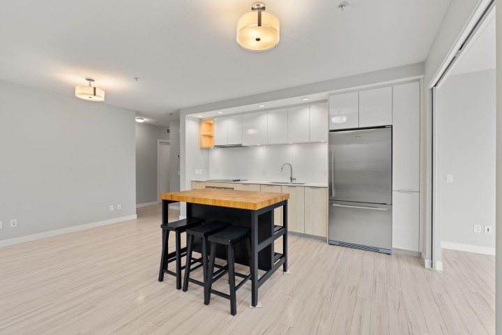 Photo 11 at 207 - 111 E 3rd Street, Lower Lonsdale, North Vancouver