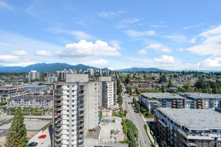 Photo 17 at 1906 - 145 St. Georges Avenue, Lower Lonsdale, North Vancouver