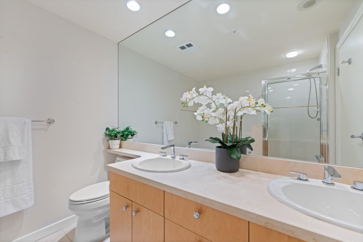 Photo 27 at 504 - 1790 Bayshore Drive, Coal Harbour, Vancouver West