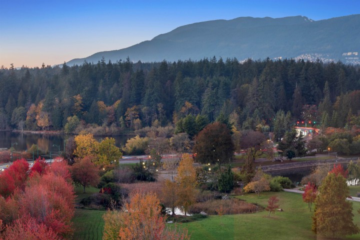 Photo 12 at 504 - 1790 Bayshore Drive, Coal Harbour, Vancouver West