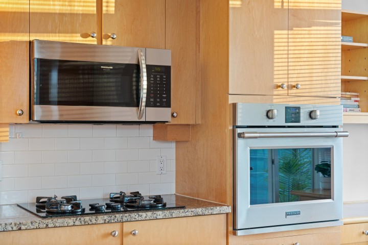 Photo 21 at 504 - 1790 Bayshore Drive, Coal Harbour, Vancouver West