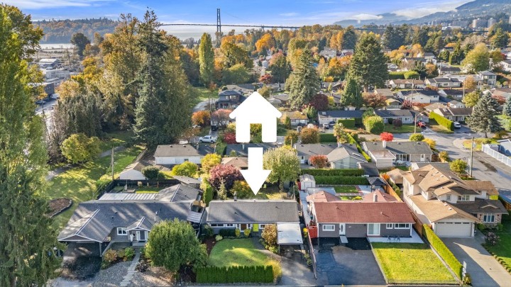 Photo 2 at 1155 Tatlow Avenue, Norgate, North Vancouver