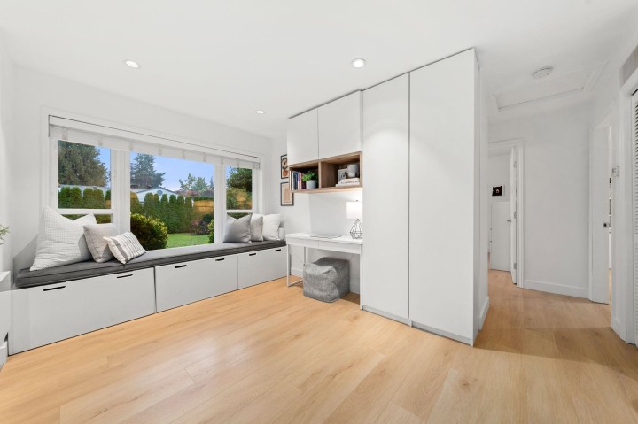 Photo 7 at 1155 Tatlow Avenue, Norgate, North Vancouver