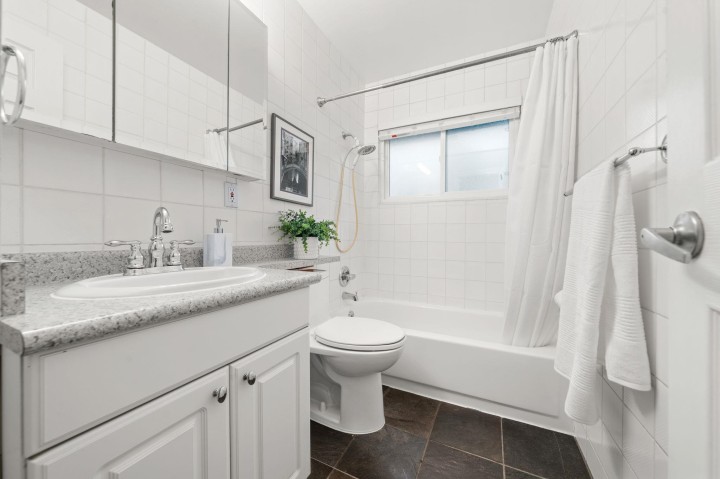 Photo 33 at 1155 Tatlow Avenue, Norgate, North Vancouver