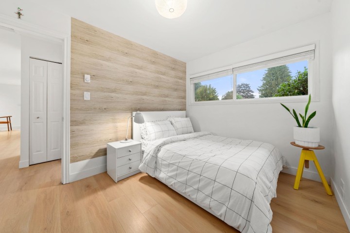 Photo 31 at 1155 Tatlow Avenue, Norgate, North Vancouver