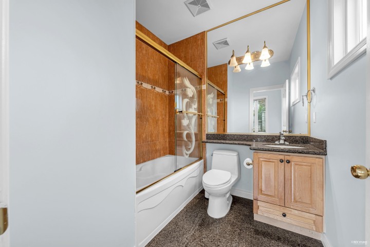 Photo 16 at 213 W 28th Street, Upper Lonsdale, North Vancouver