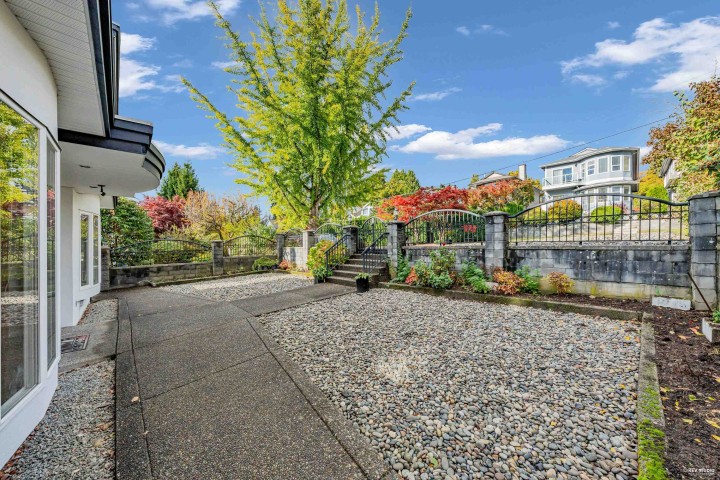 Photo 18 at 213 W 28th Street, Upper Lonsdale, North Vancouver