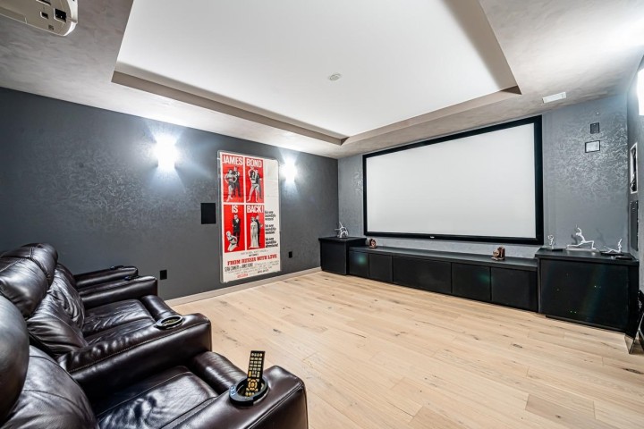 Photo 28 at 594 Craigmohr Drive, Glenmore, West Vancouver