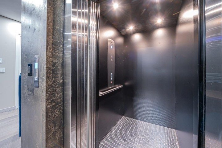 Photo 29 at 594 Craigmohr Drive, Glenmore, West Vancouver