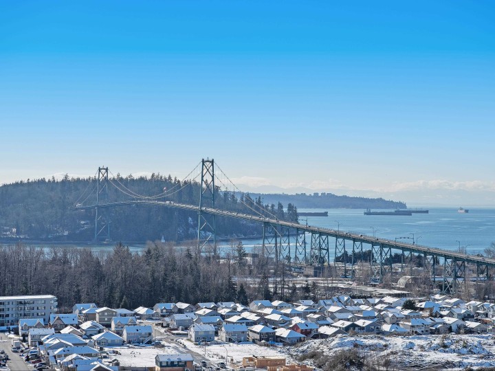 Photo 4 at 2004 - 1632 Lions Gate Lane, Pemberton NV, North Vancouver