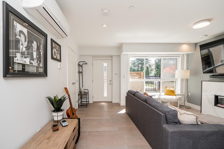 Photo 4 at 1505 W 60th Avenue, South Granville, Vancouver West