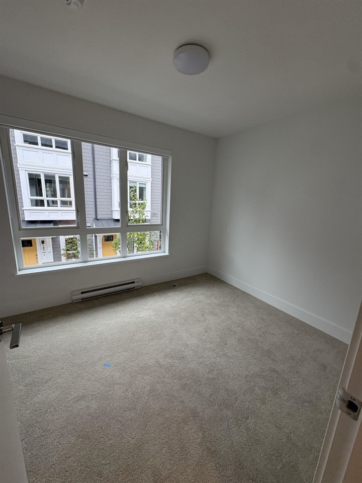 Photo 10 at 105 - 2304 Emery Court, Lynn Valley, North Vancouver