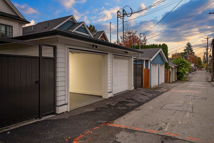 Photo 26 at 1 - 1166 E 11th Avenue, Mount Pleasant VE, Vancouver East