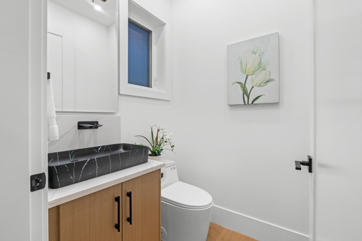 Photo 14 at 1 - 1166 E 11th Avenue, Mount Pleasant VE, Vancouver East