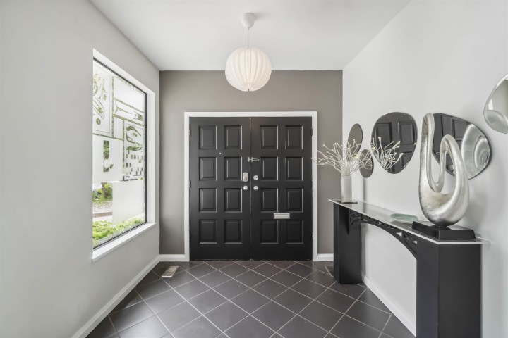 Photo 3 at 4133 Tytahun Crescent, University VW, Vancouver West