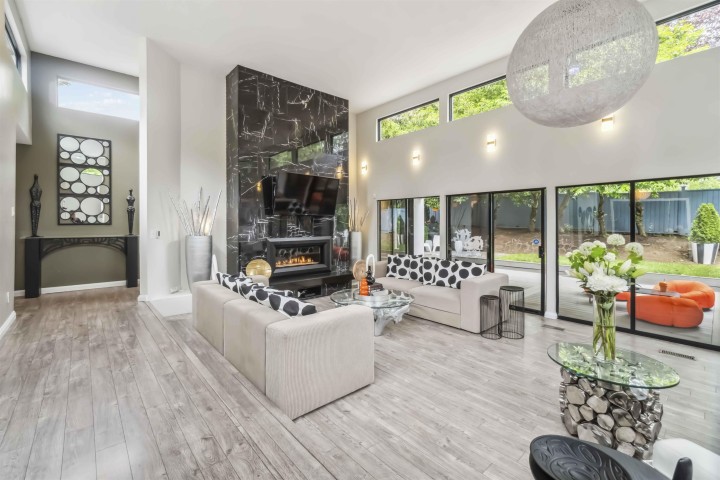 Photo 5 at 4133 Tytahun Crescent, University VW, Vancouver West