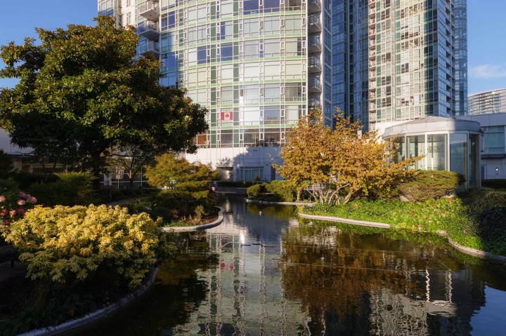 Photo 22 at 2305 - 1199 Marinaside Crescent, Yaletown, Vancouver West