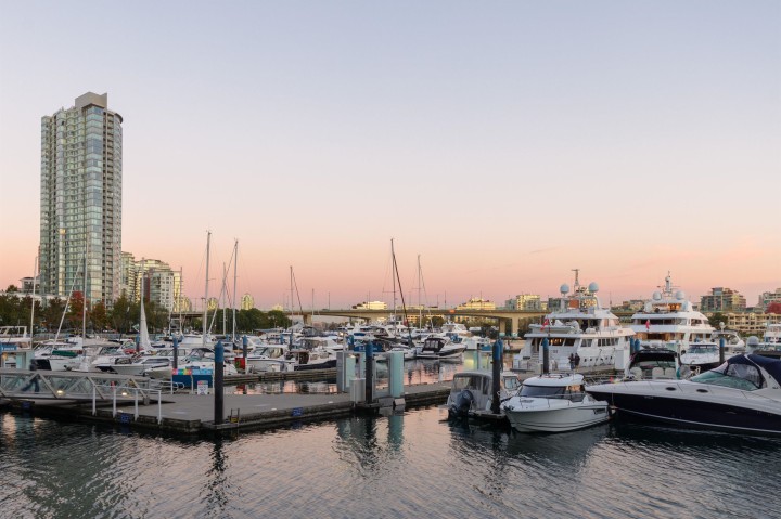 Photo 33 at 2305 - 1199 Marinaside Crescent, Yaletown, Vancouver West